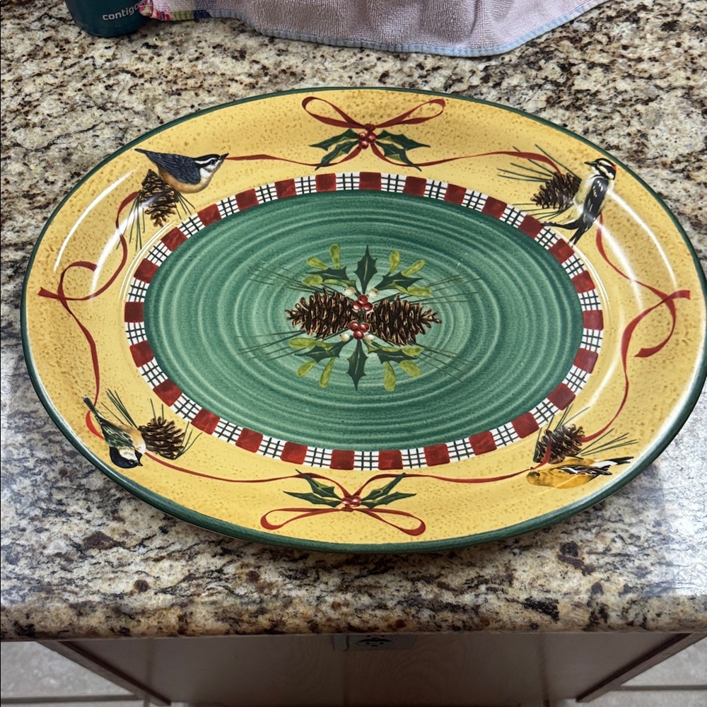 Lenox Winter Greeting Pine Cone Bird Green and Yellow Holiday Platter Christmas